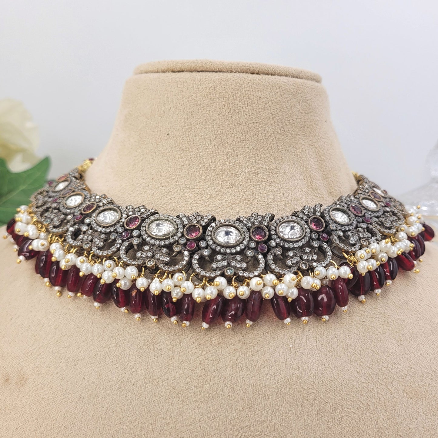 MAROON NAVITA NECKLACE SET