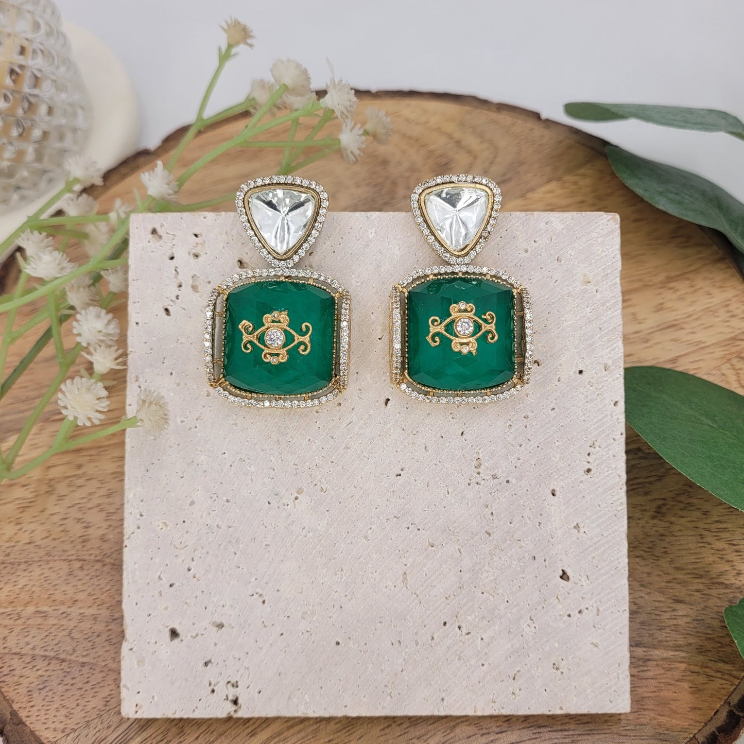 GREEN KAREENA DANGLERS