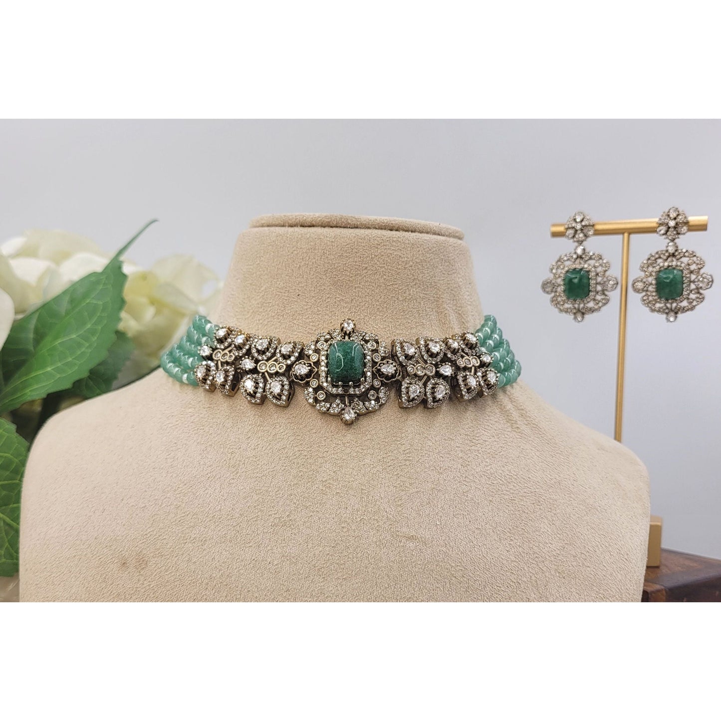 GREEN SHRIDA NECKLACE SET