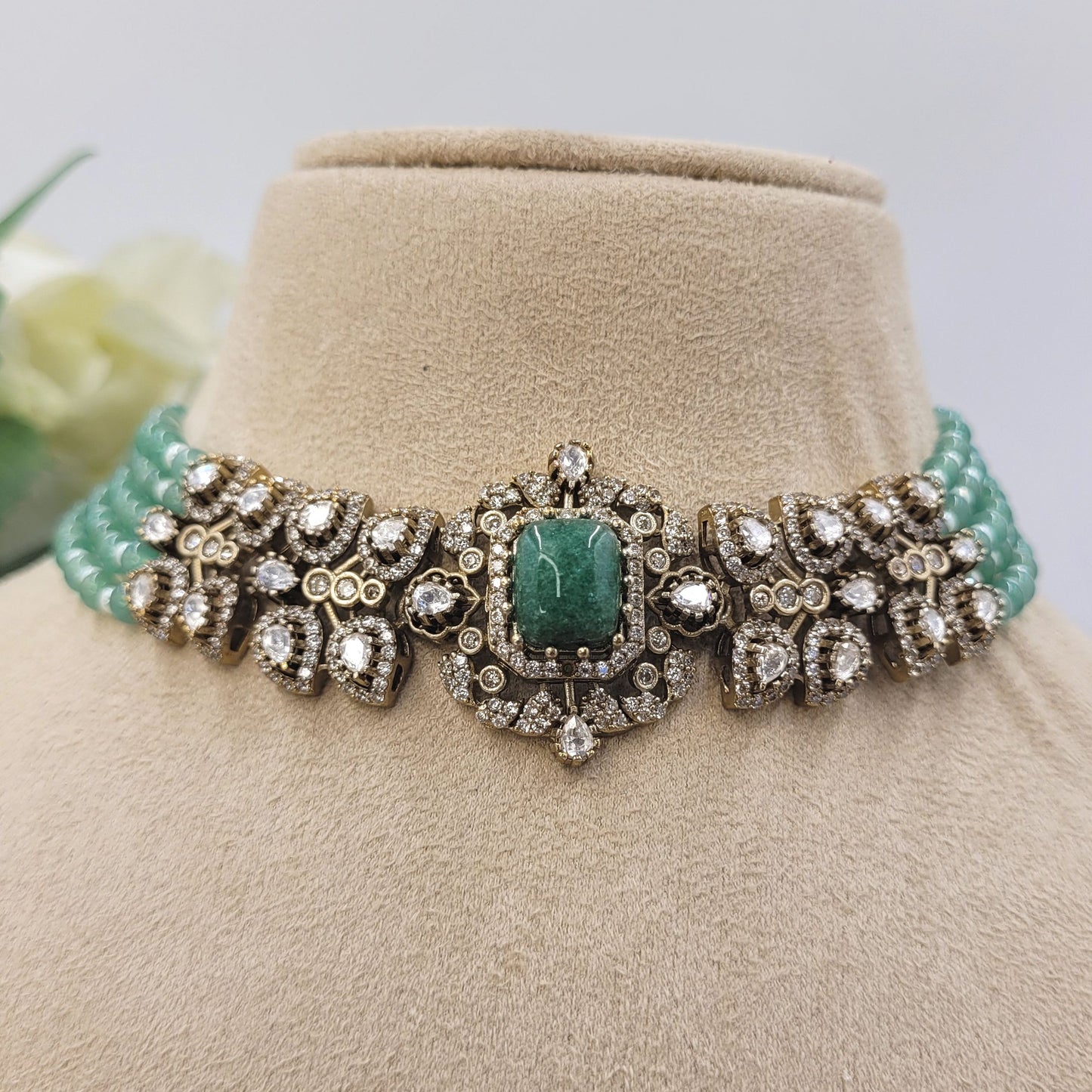 GREEN SHRIDA NECKLACE SET