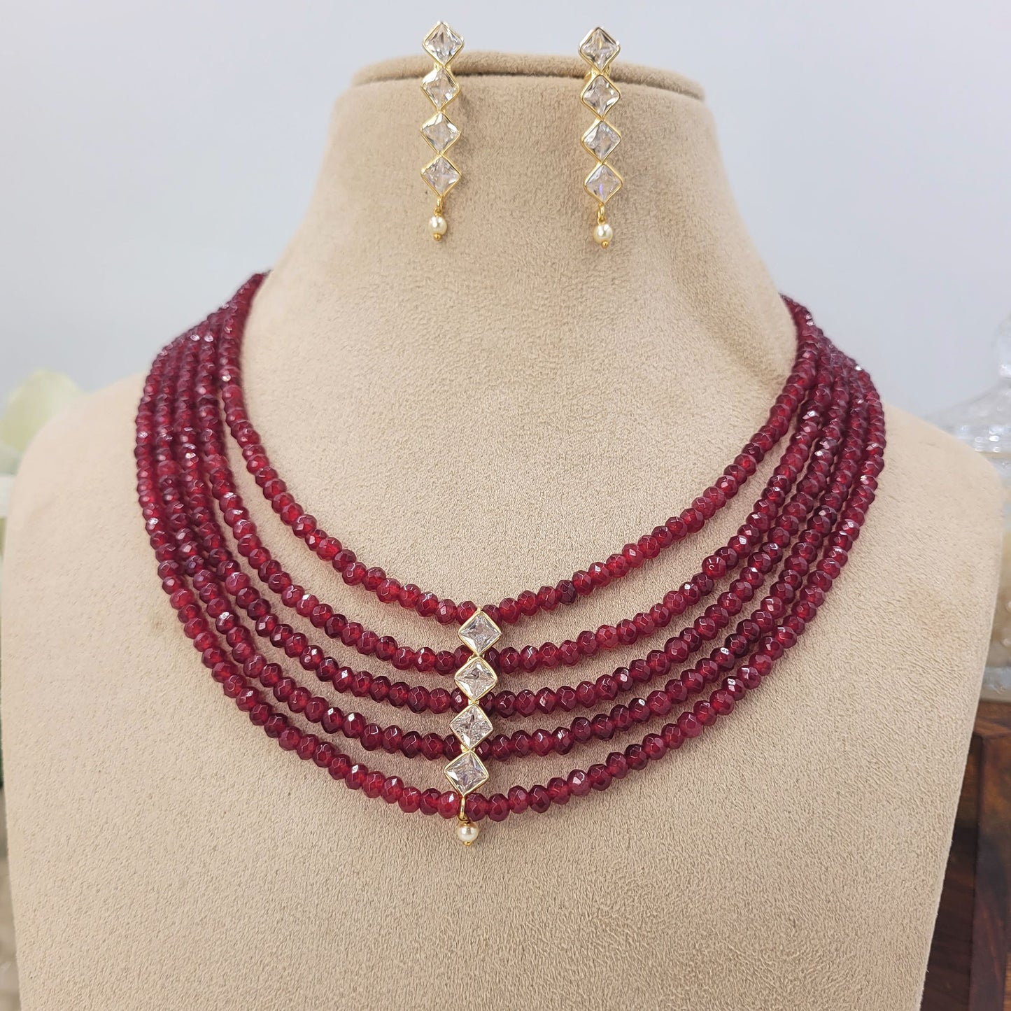 MAROON AKRITI NECKLACE SET