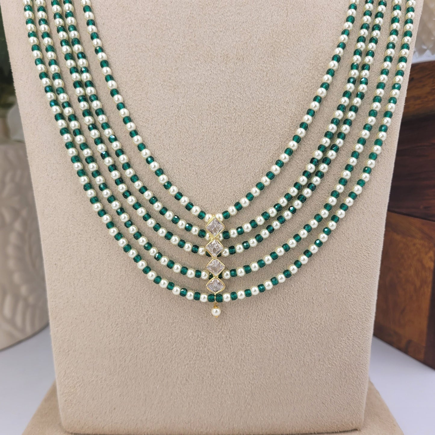 GREEN JANAKI NECKLACE SET