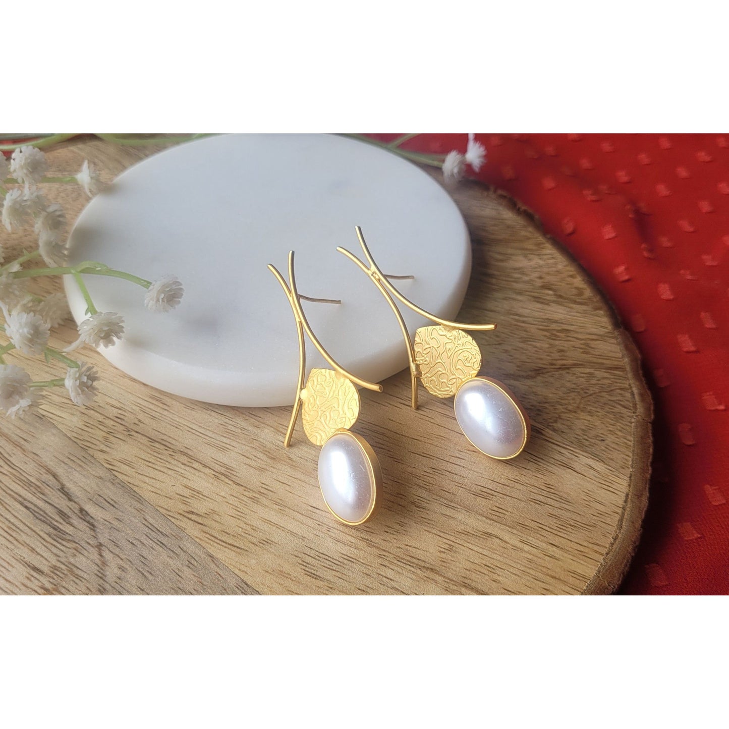 PEARL VEDIKA DANGLERS