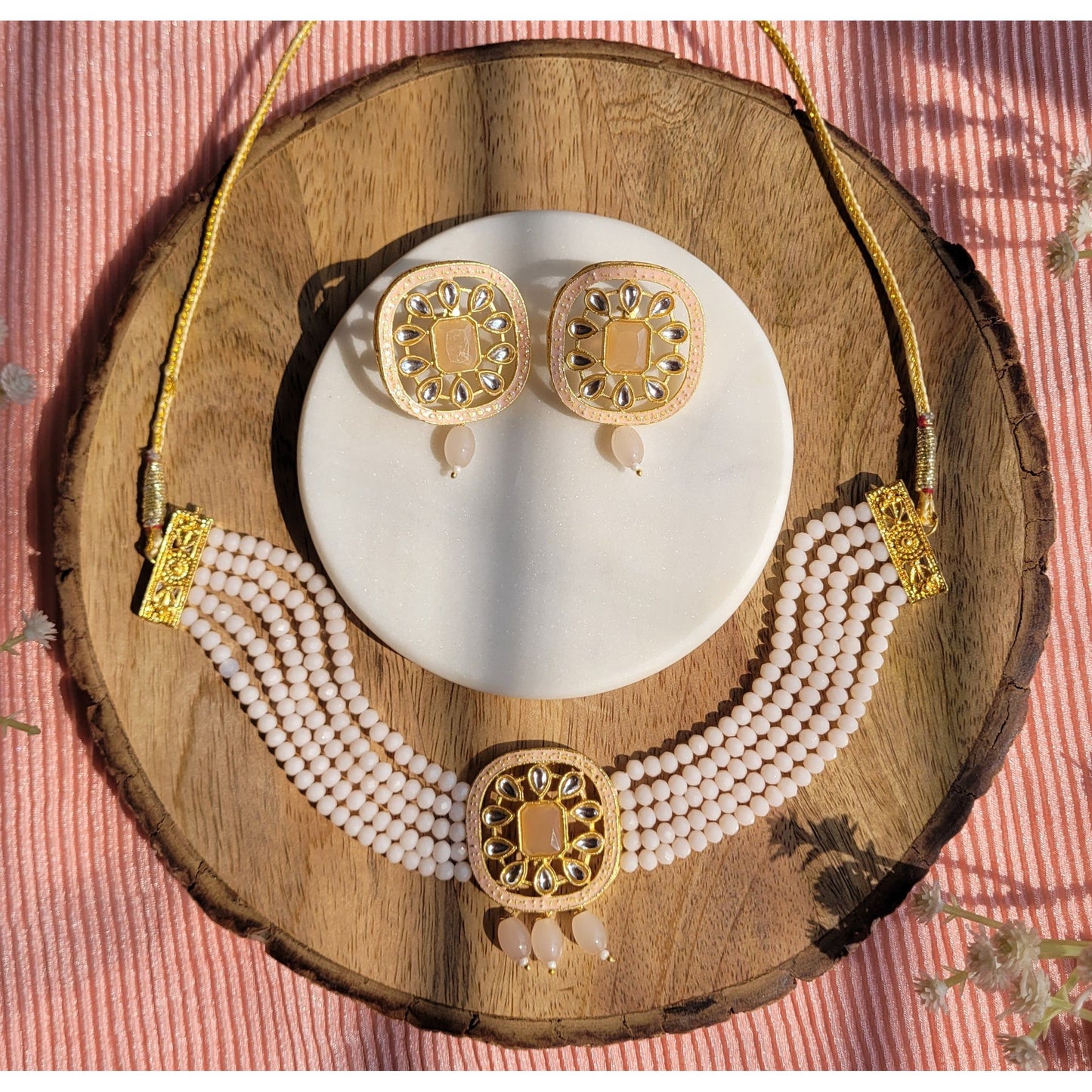 PEACH  TRIYANI CHOKER