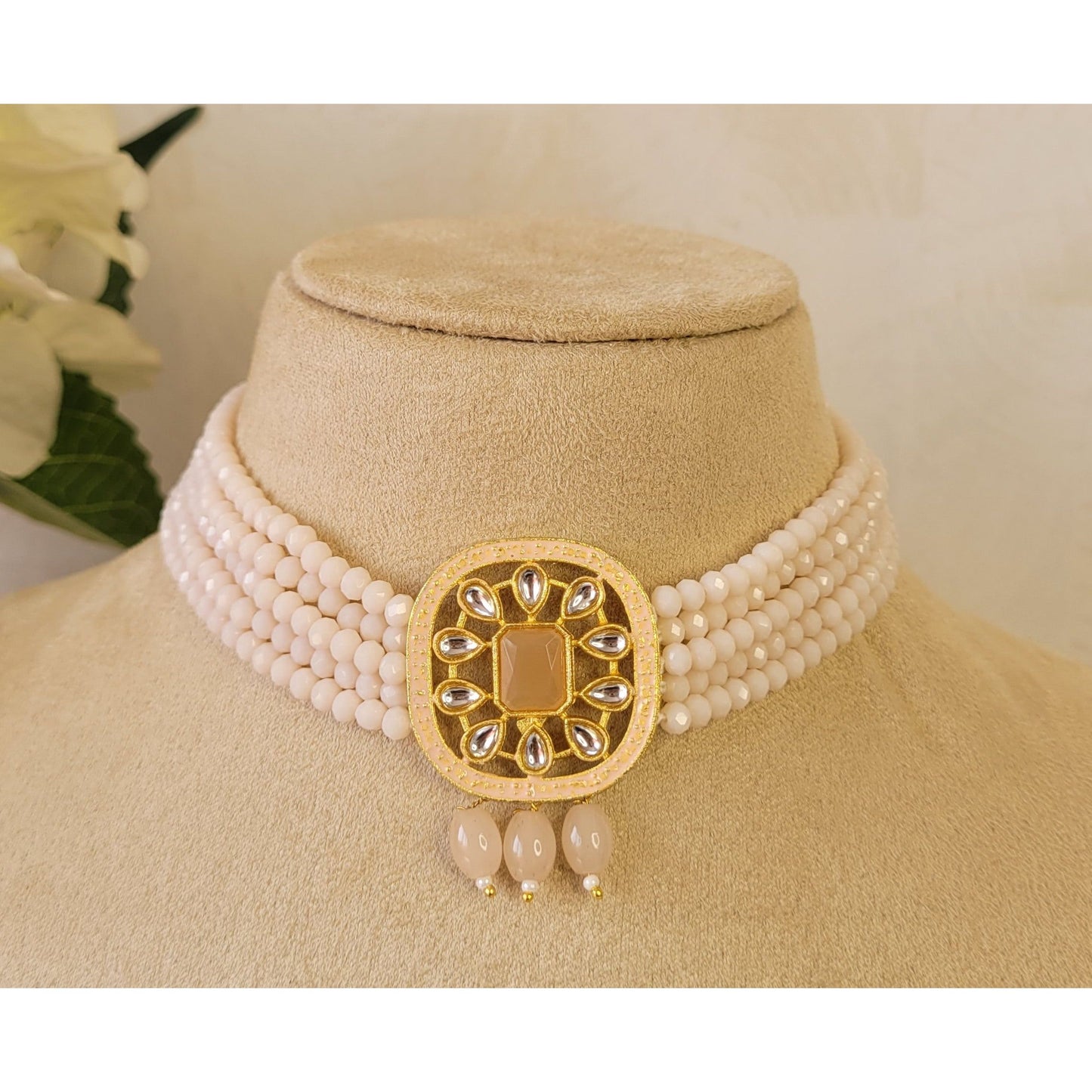 PEACH  TRIYANI CHOKER