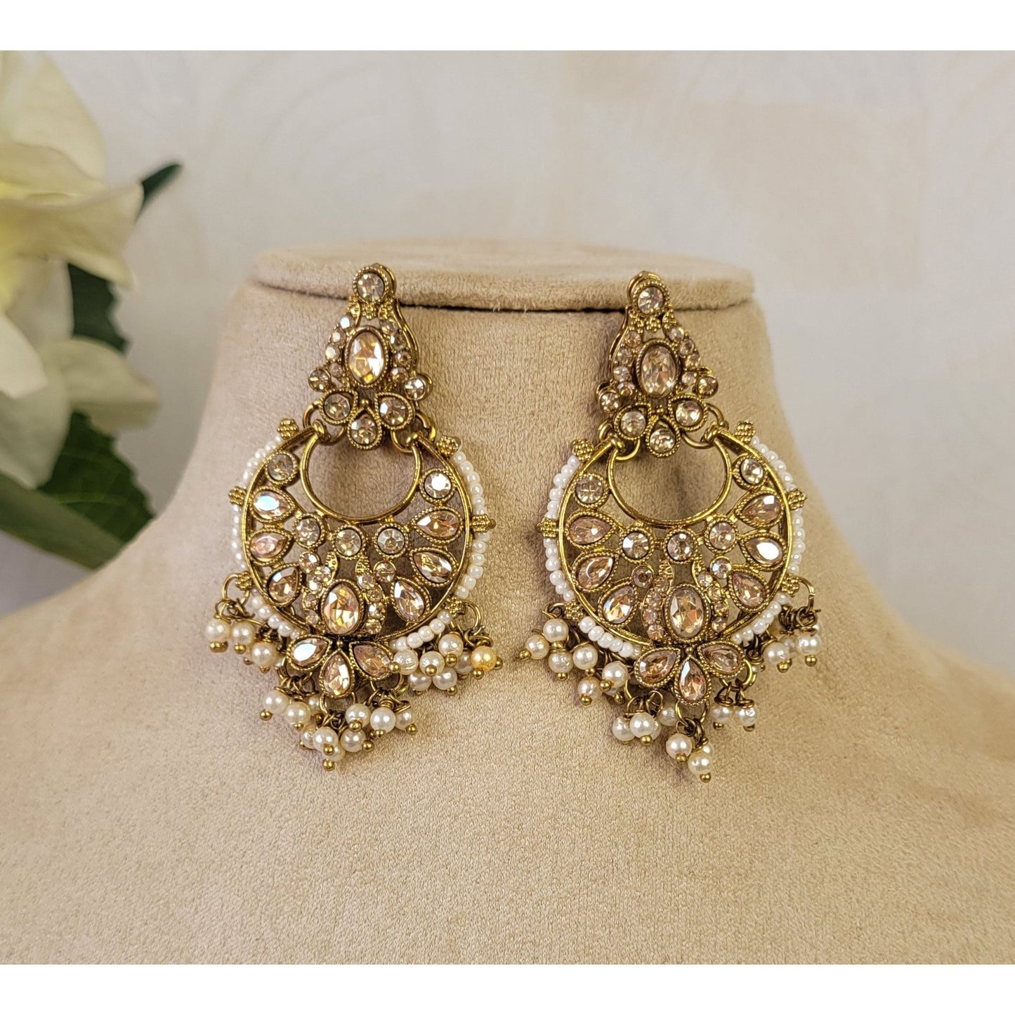 PEARL  ANJANI NECKLACE