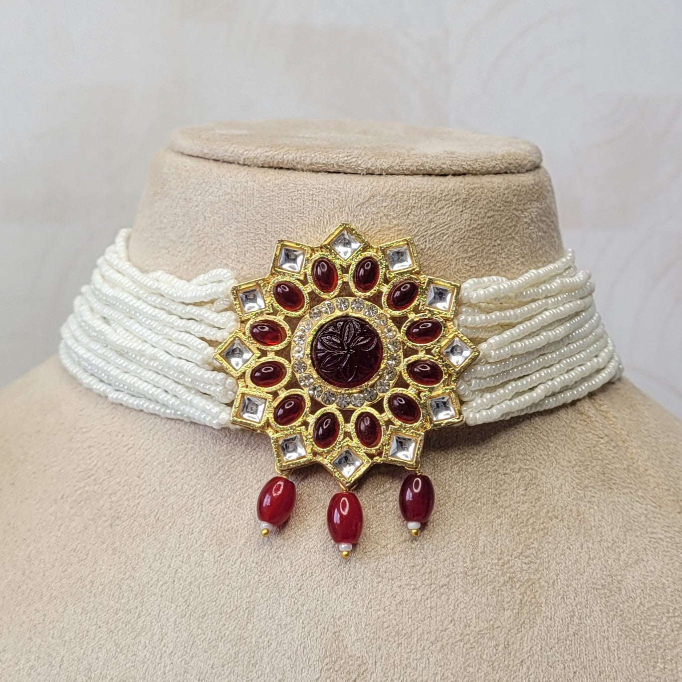 MAROON  AASHI CHOKER