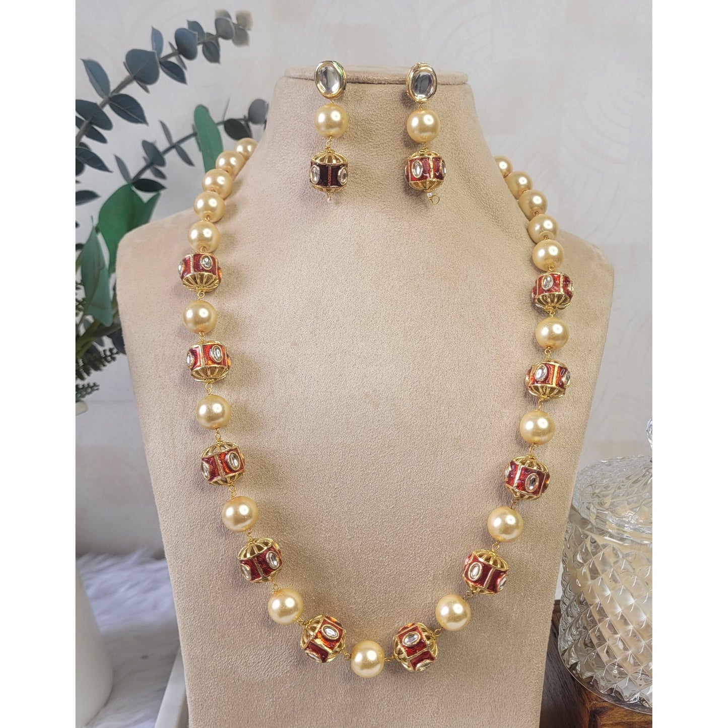 MAROON  RAAJINI NECKLACE
