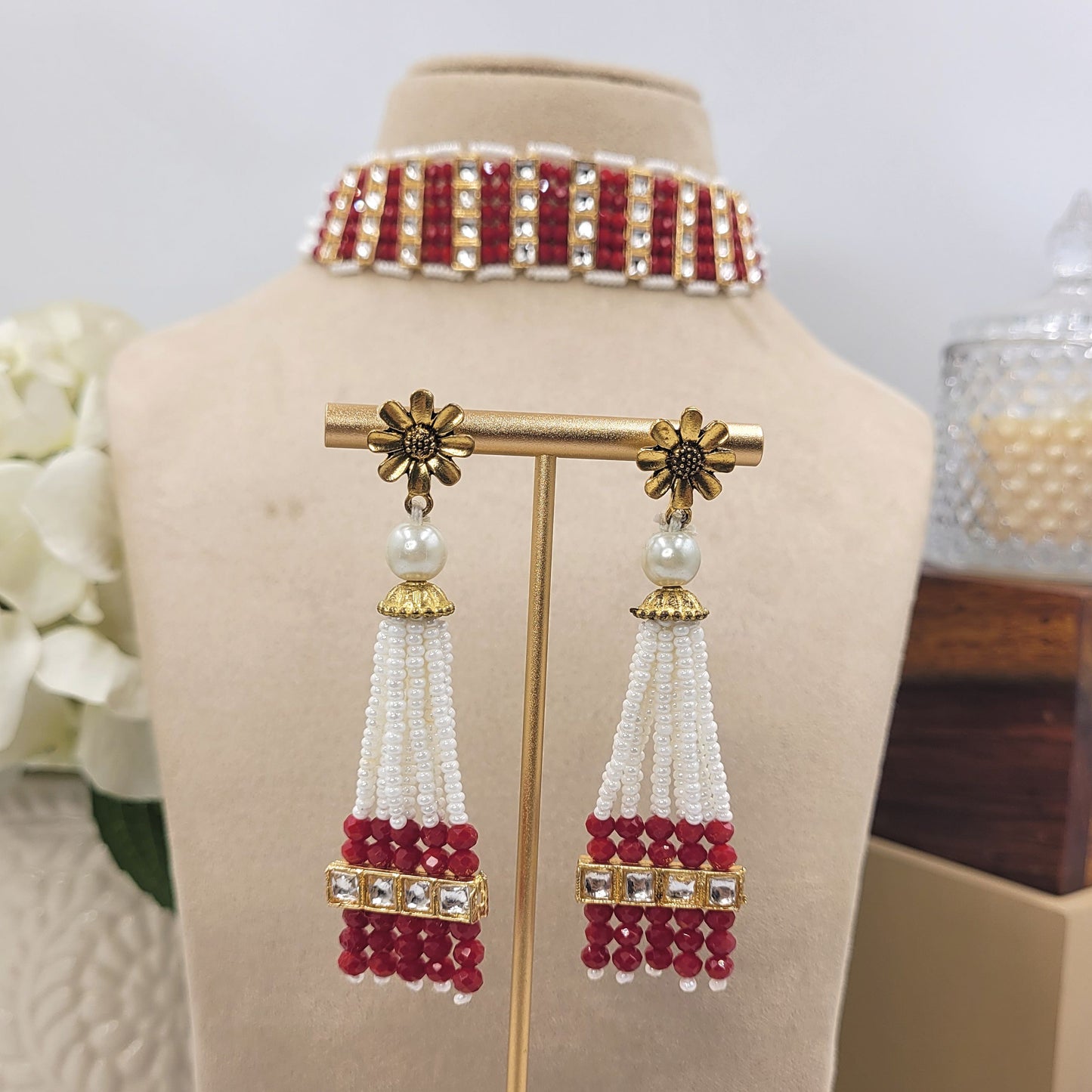 RED VARTIKA CHOKER SET