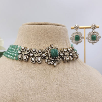 GREEN SHRIDA NECKLACE SET