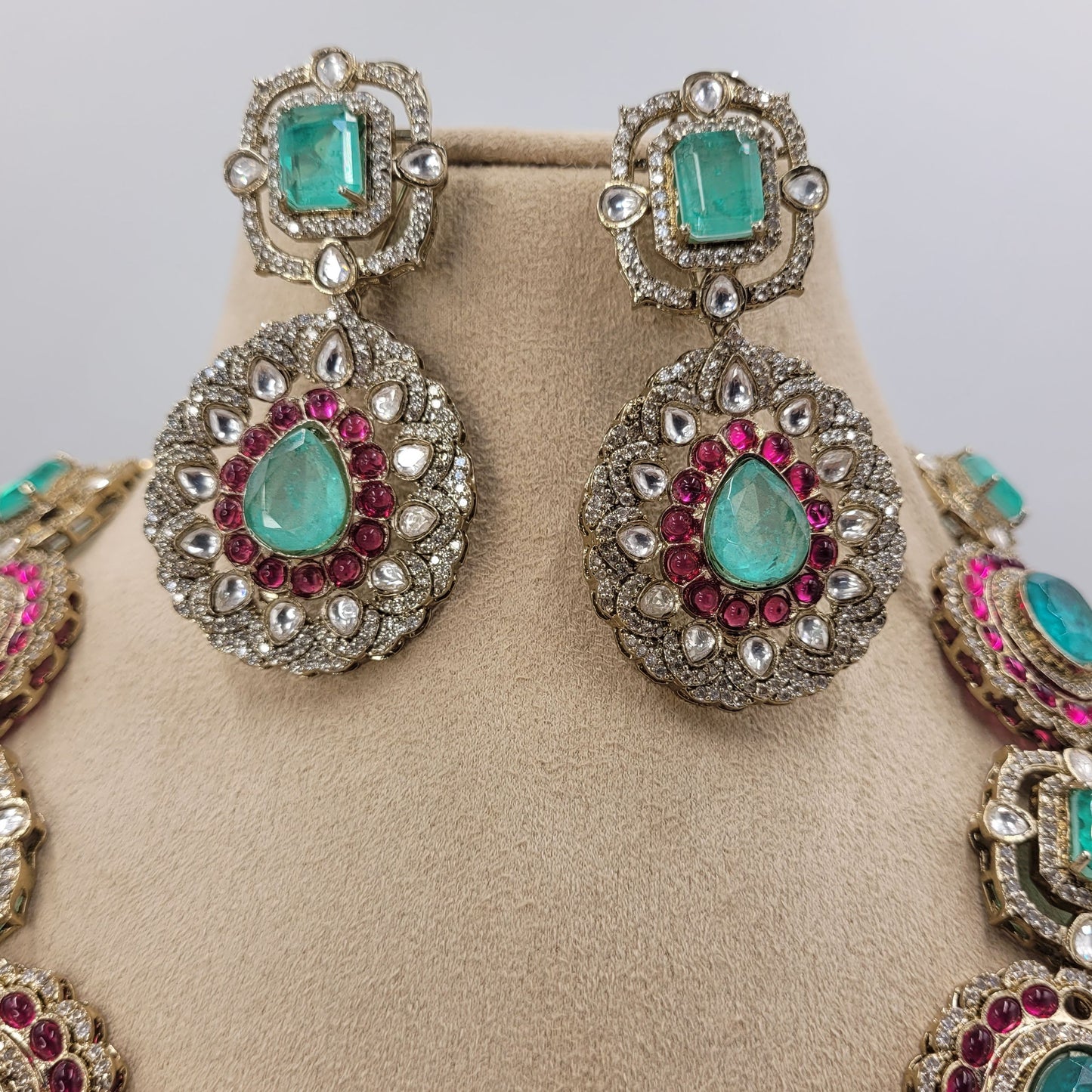 MINT RUBY ZIVA NECKLACE SET