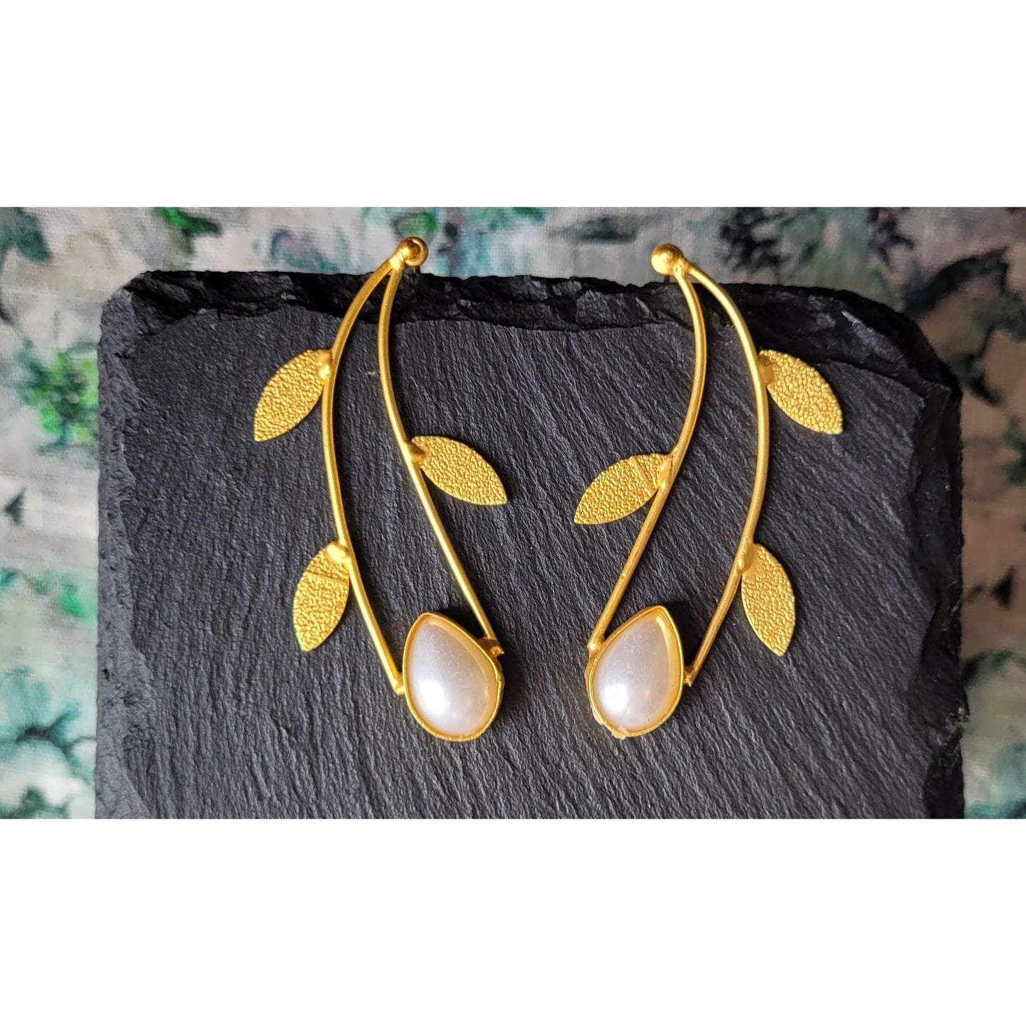 PEARL PALAK  DANGLERS