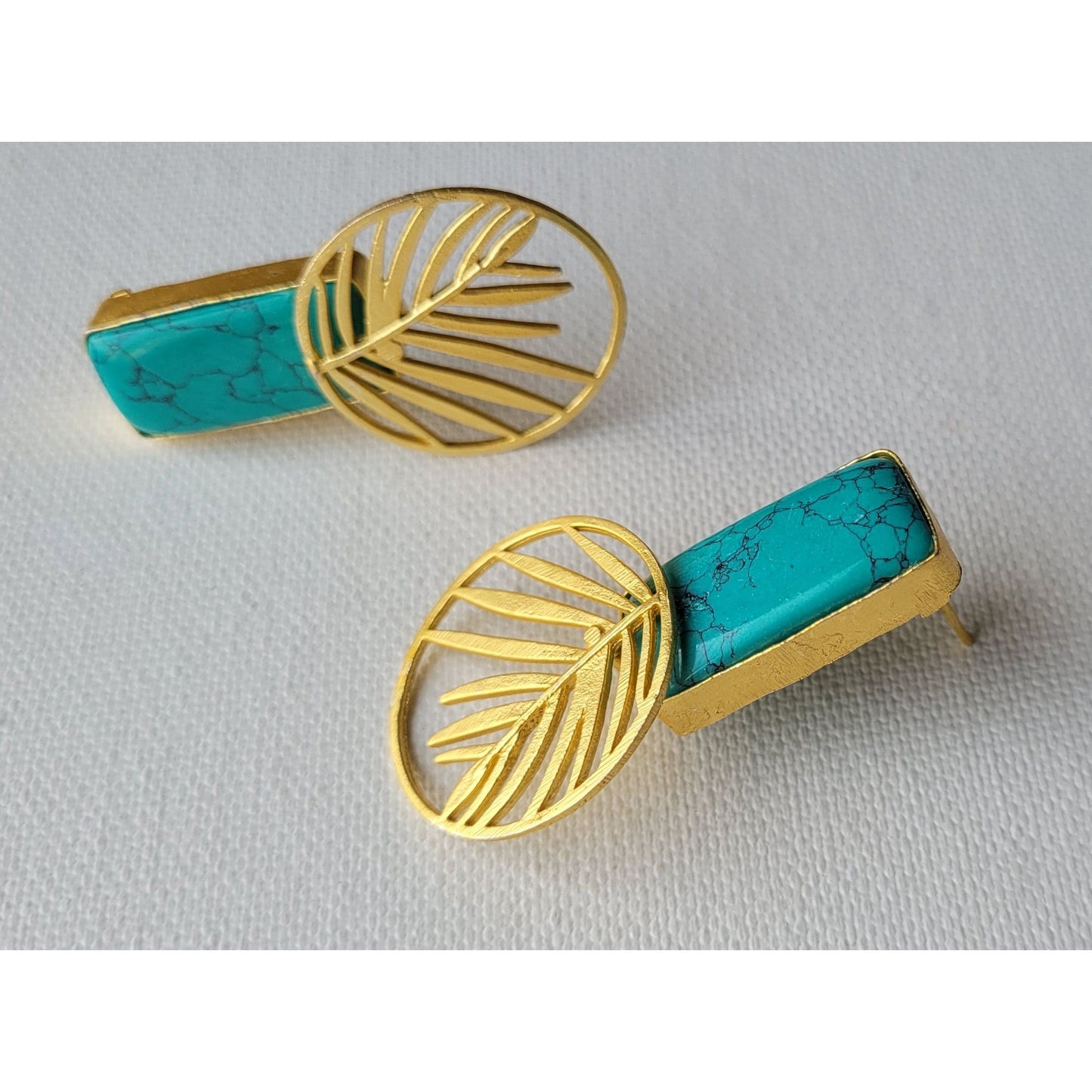 BLUE BHAGYA STUDS