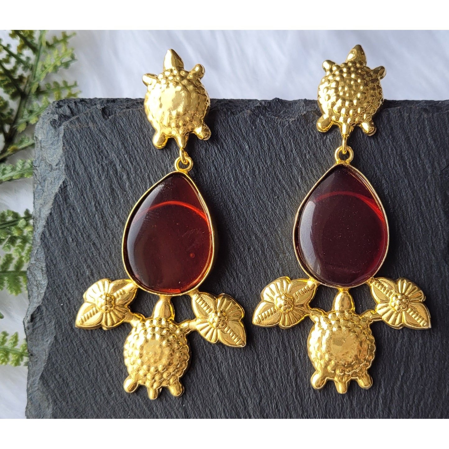 RED RUTA DANGLERS