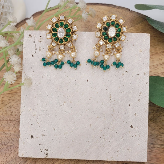 GREEN KOMAL STUDS